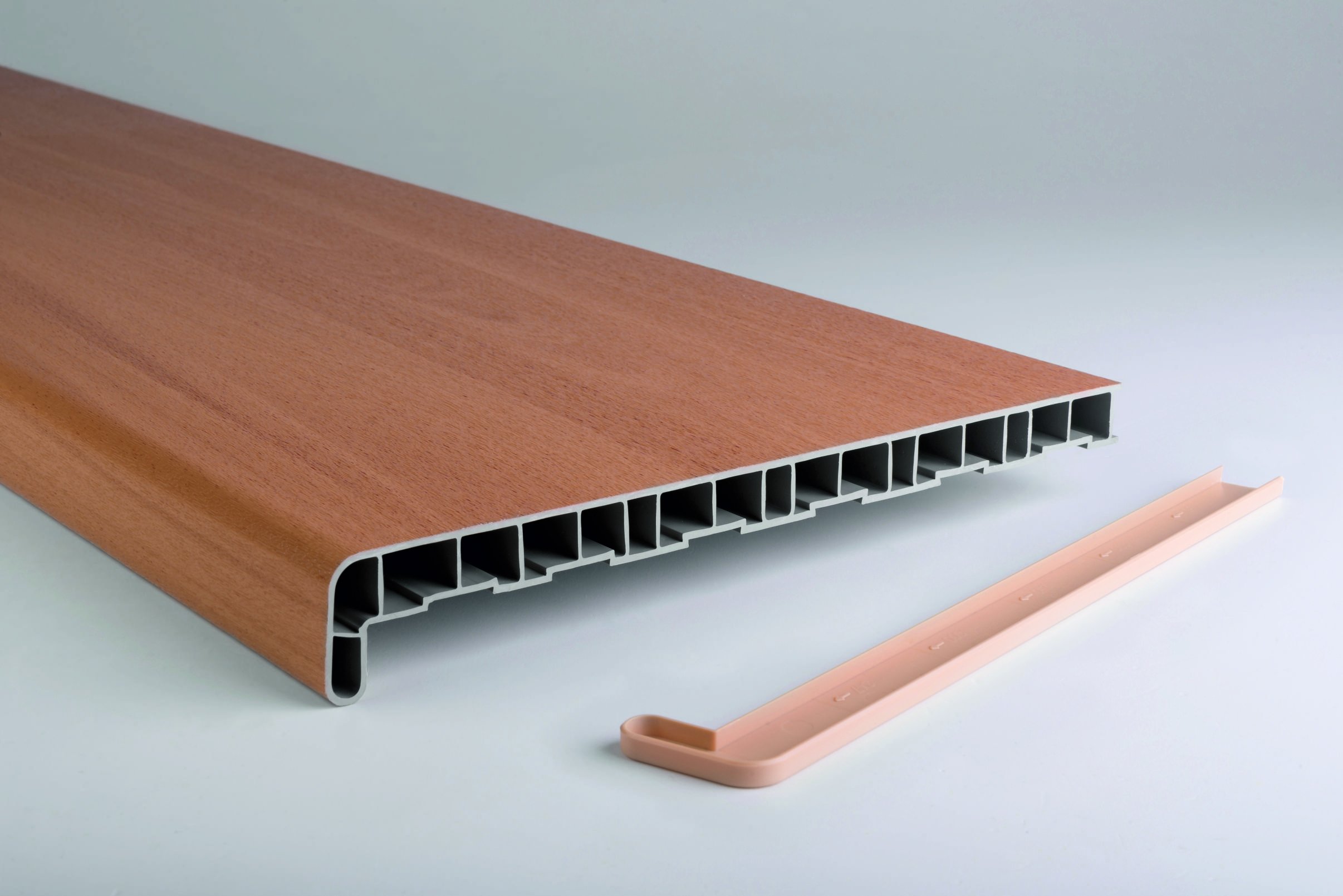 Parapet Greenline PVC - BUK Hloubka: 250 mm